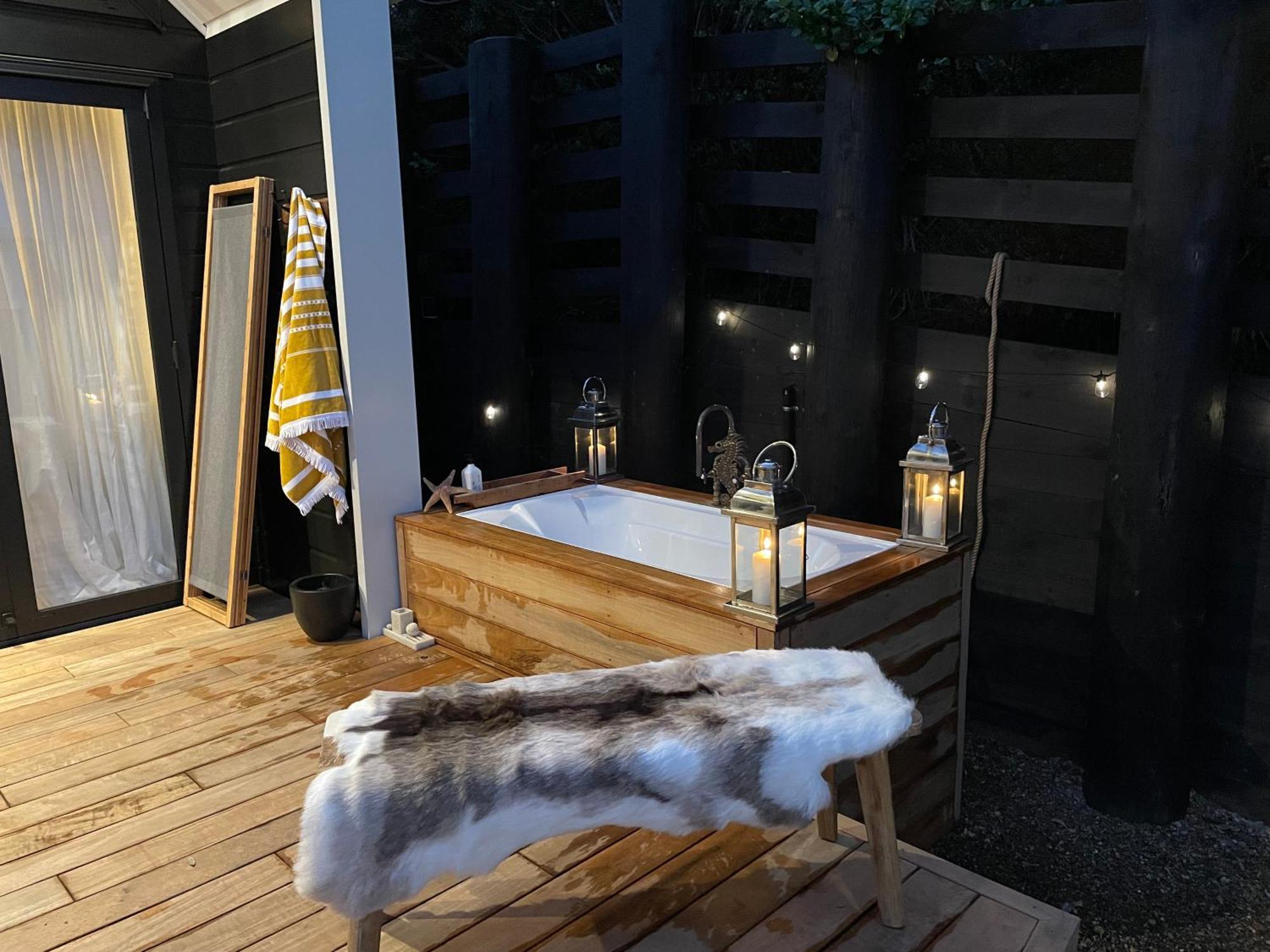 The Lighthouse - Boathouse Bay Villa Auckland Exterior photo